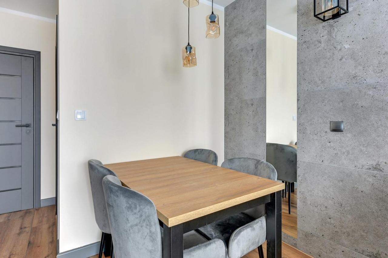 Angielska Grobla 5 Apartments Deluxe Old Town グダニスク エクステリア 写真