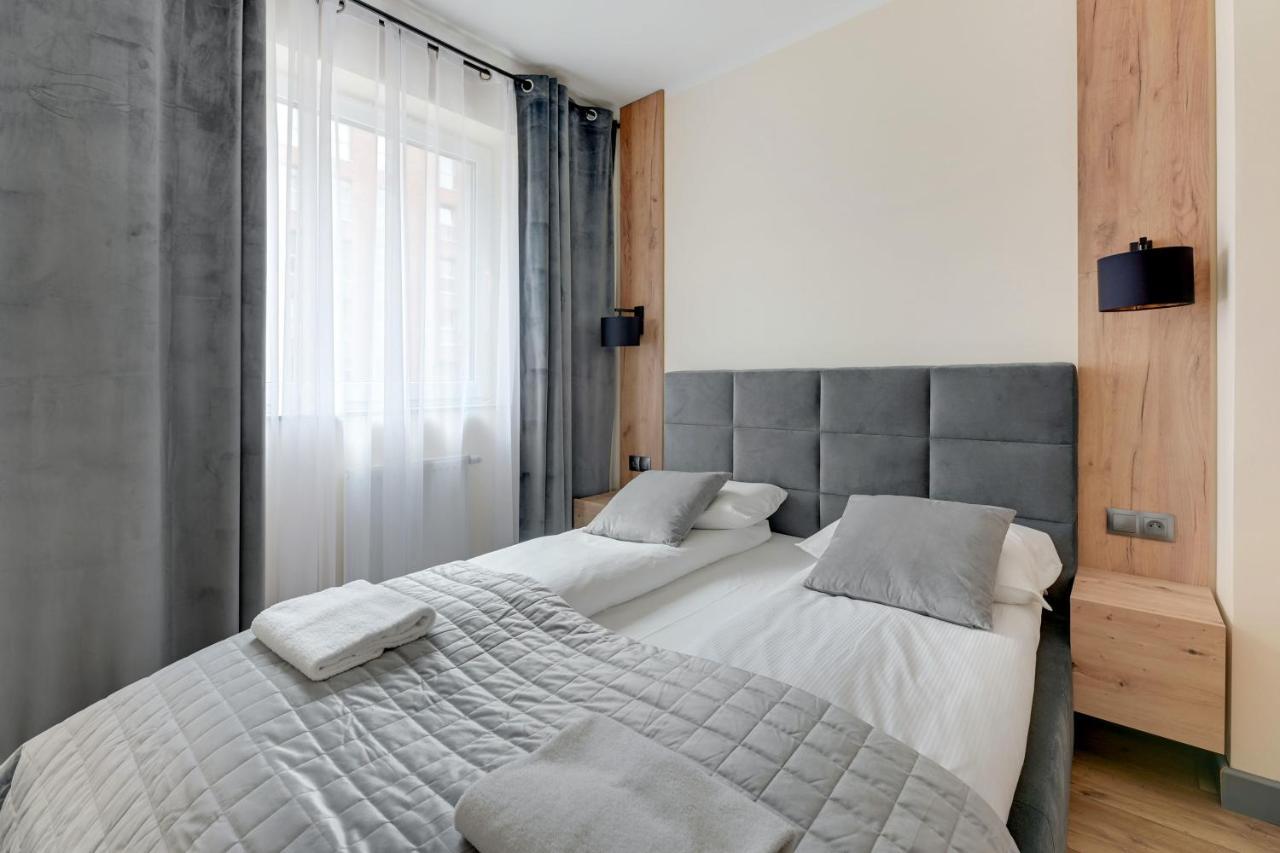 Angielska Grobla 5 Apartments Deluxe Old Town グダニスク エクステリア 写真